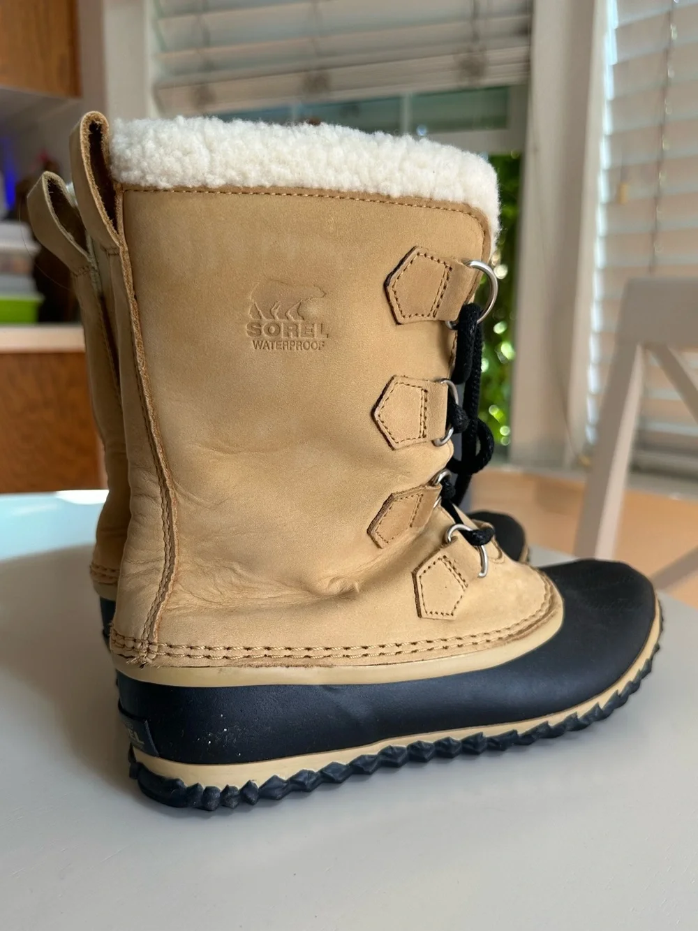 Sorel Women’s Tan and Black Winter Boot